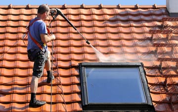 roof cleaning Mockbeggar